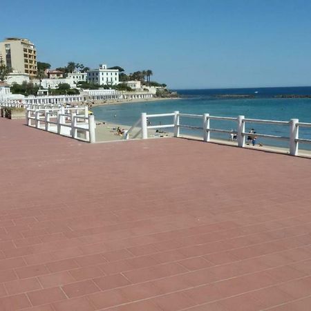 Appartement La Tana Nel Vicolo à Santa Marinella Extérieur photo