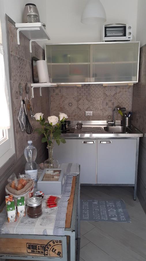 Appartement La Tana Nel Vicolo à Santa Marinella Extérieur photo