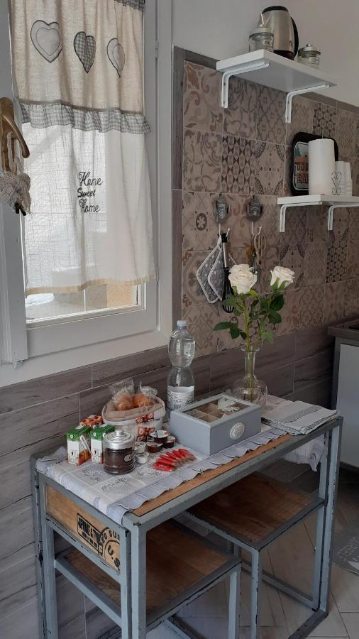 Appartement La Tana Nel Vicolo à Santa Marinella Extérieur photo