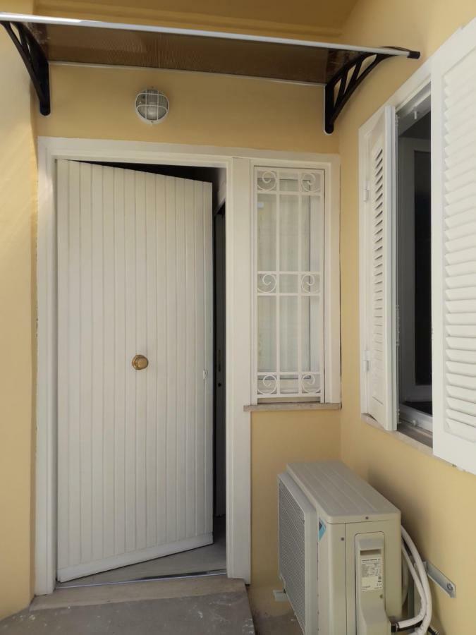 Appartement La Tana Nel Vicolo à Santa Marinella Extérieur photo
